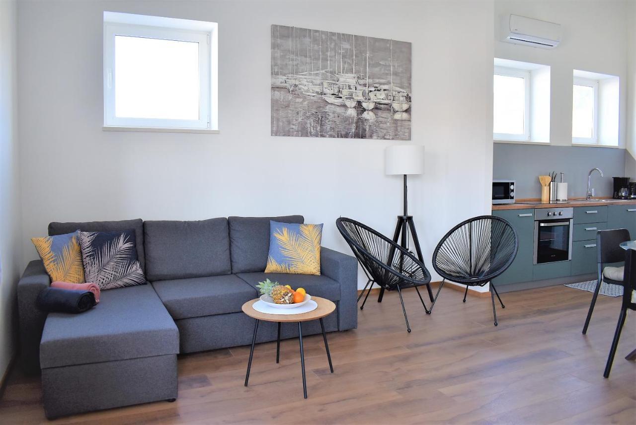 Apartment Aci Marina Rab Banjol Ngoại thất bức ảnh